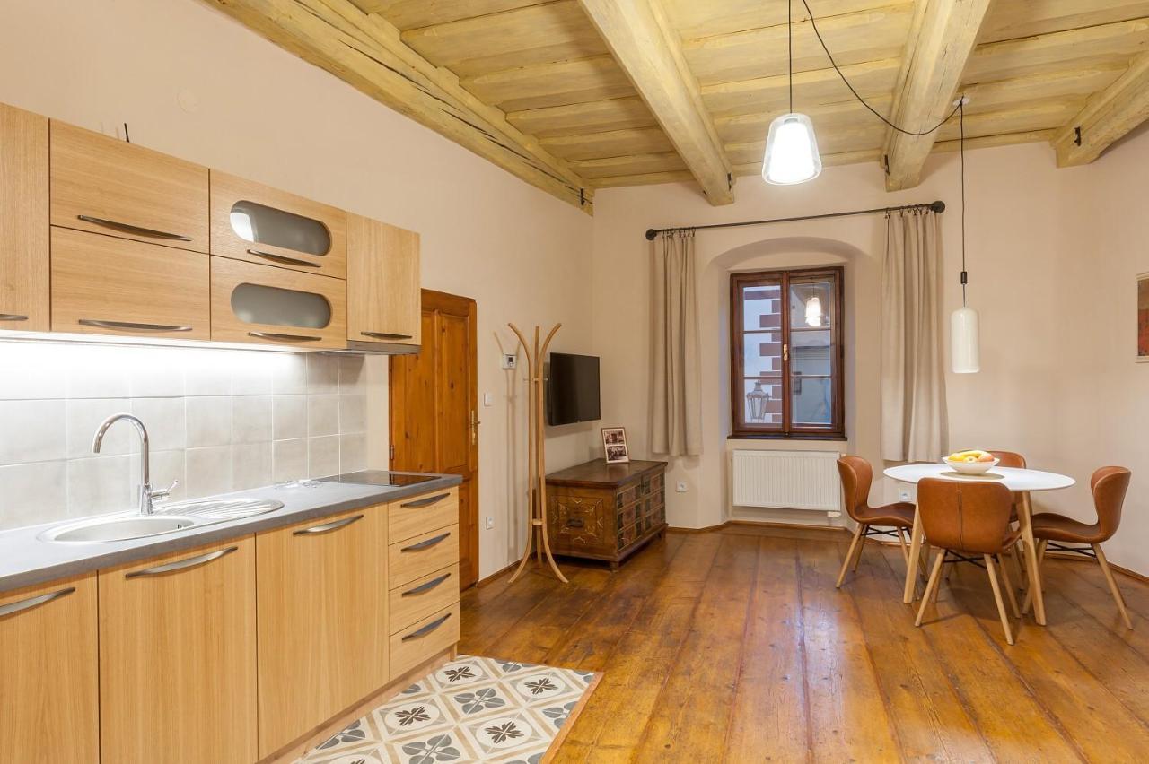 Babyka Apartments Cesky Krumlov Luaran gambar